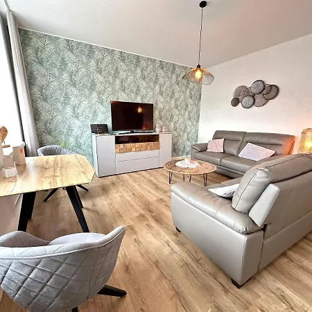 Am Yachthafen Waren Muritz 11270 Apartment *