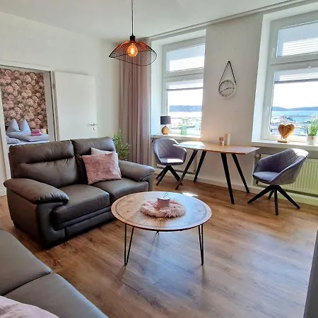 Apartment Am Yachthafen Waren Muritz 11270